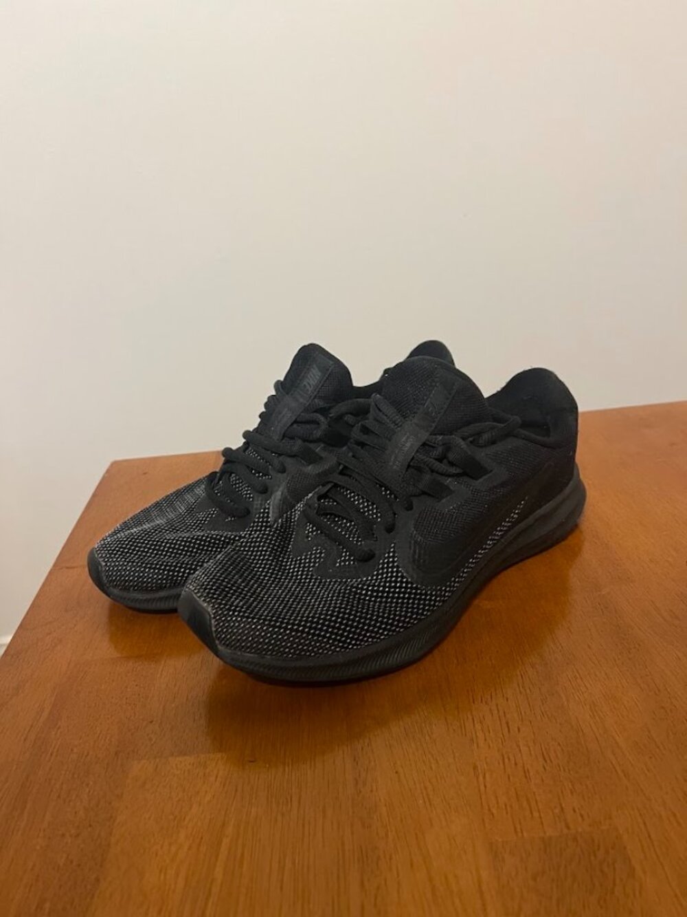 Nike Downshifter 9 Running Shoes, Black - Women's Size 7.5 - Picture 3 of 8